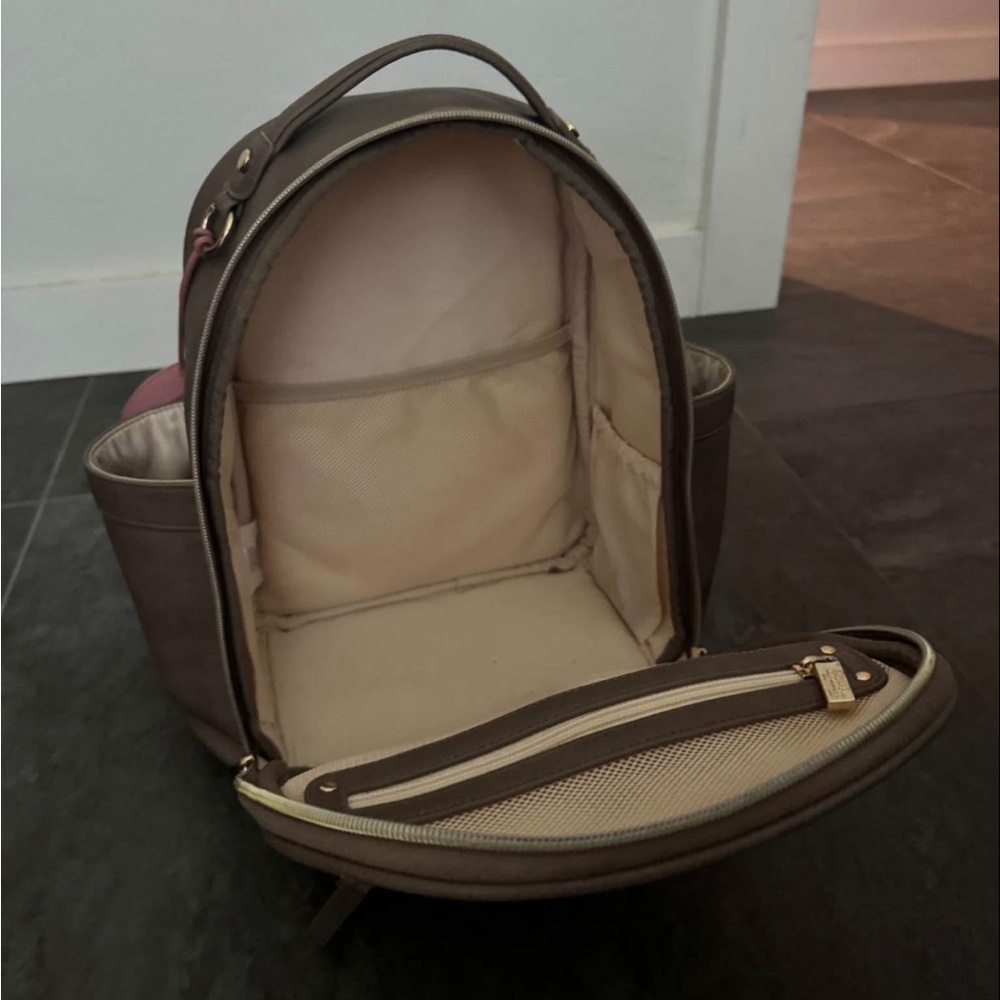 Itzy Ritzy Brown Backpack - Picture 2 of 5